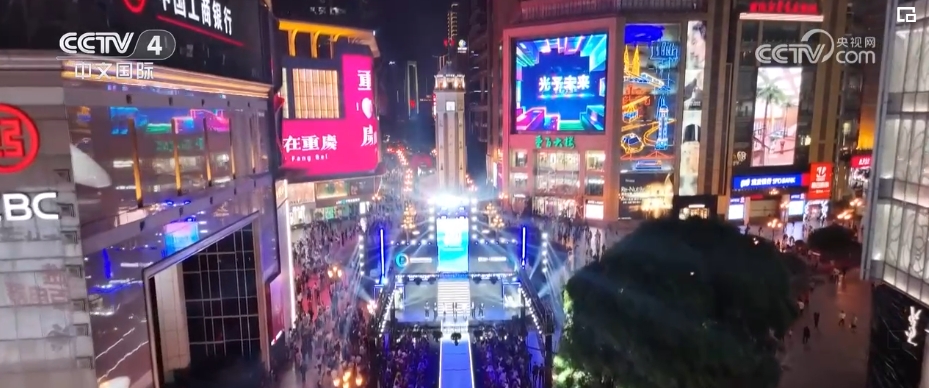 文旅深度融合优质活动频繁“上新” 假日旅游市场“热点更热”“淡季不冷kaiyun中国官方网站”(图1) 文旅深度融合优质活动频繁“上新” 假日旅游市场“热点更热”“淡季不冷kaiyun中国官方网站”(图1)