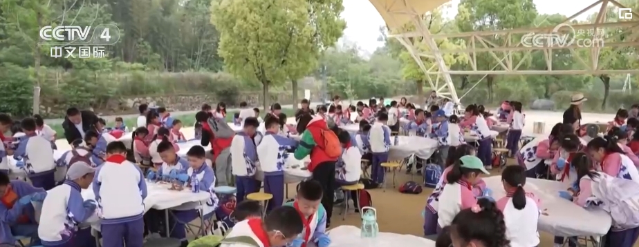 文旅深度融合优质活动频繁“上新” 假日旅游市场“热点更热”“淡季不冷kaiyun中国官方网站”(图9) 文旅深度融合优质活动频繁“上新” 假日旅游市场“热点更热”“淡季不冷kaiyun中国官方网站”(图9)