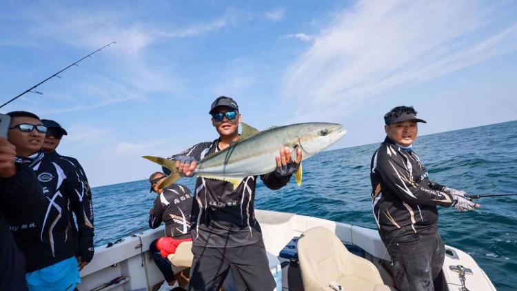 2024青岛时尚体育消费季钓鱼文化旅游节—昊运•沃尔沃遍达杯“好运山东”全国路亚邀请赛圆满落幕(图1) 2024青岛时尚体育消费季钓鱼文化旅游节—昊运•沃尔沃遍达杯“好运山东”全国路亚邀请赛圆满落幕(图1)