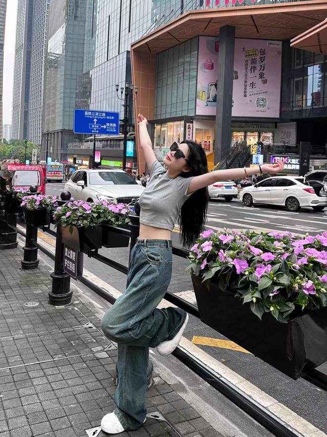 2025重庆必玩景点:四日游最新网红打卡地+交通攻略(图1) 2025重庆必玩景点:四日游最新网红打卡地+交通攻略(图1)