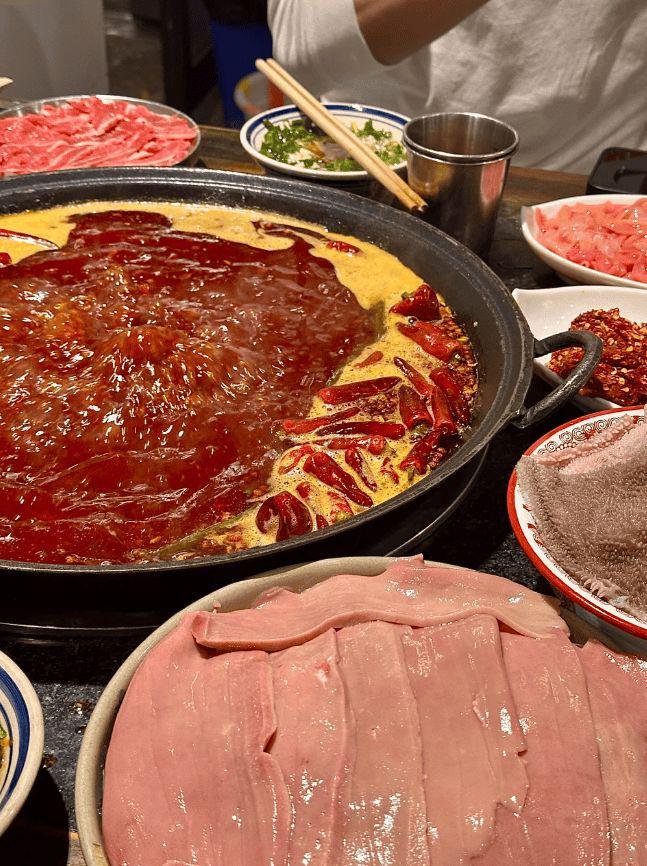 四川6天5晚旅游攻略：必玩四川景点+报团避坑指南！(图2)