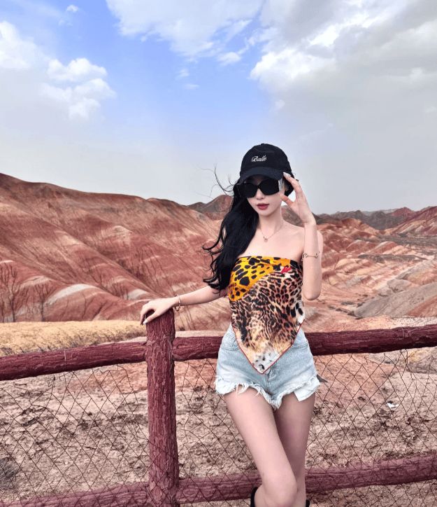 西北旅游攻略八日游！2025西北必去景点+暑假亲子游攻略全收录(图1)