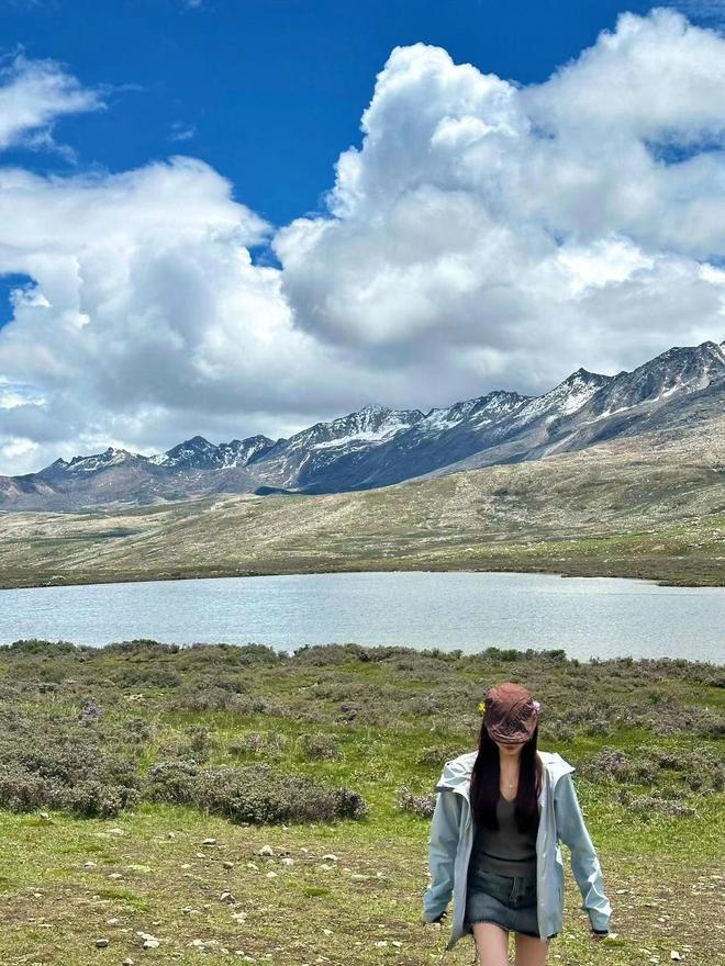 2025年四川九寨沟7日游费用攻略:暑假如何省钱玩转景点?(图2) 2025年四川九寨沟7日游费用攻略:暑假如何省钱玩转景点?(图2)