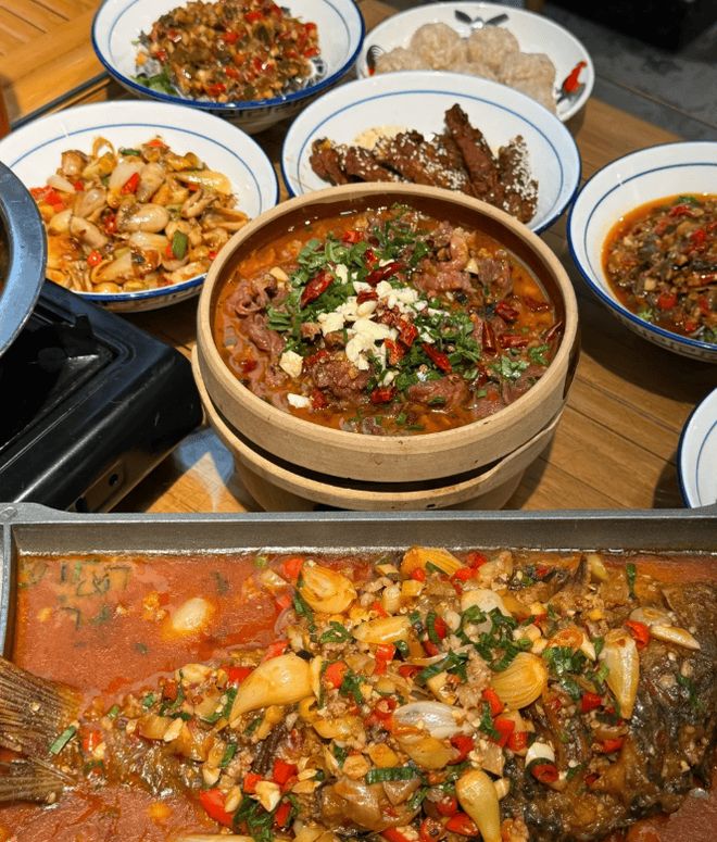 桂林亲子游桂林五天四晚攻略!费用明细+2025必去景点(图3) 桂林亲子游桂林五天四晚攻略!费用明细+2025必去景点(图3)