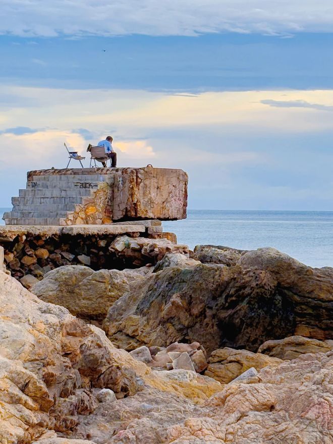 2025三亚4天3晚跟团游！远胜游高性价比行程+景点美食全攻略(图1)