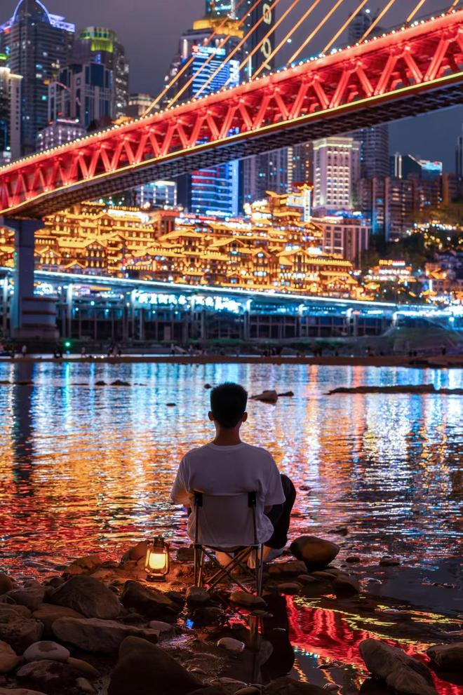 2025重庆旅游景点与行程全攻略附赠可直接套用重庆的经典行程(图2) 2025重庆旅游景点与行程全攻略附赠可直接套用重庆的经典行程(图2)