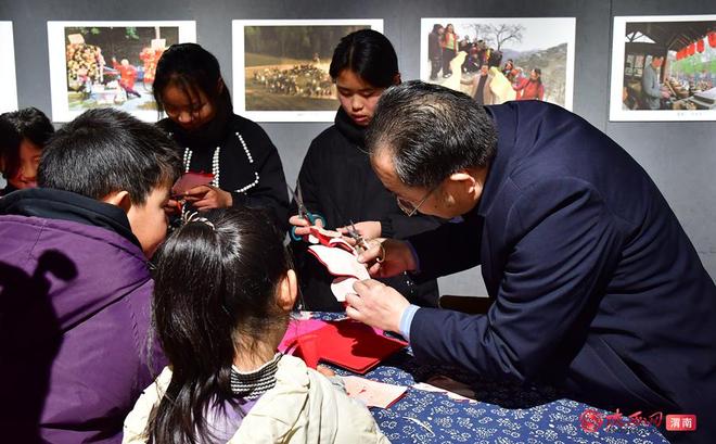 美好临渭魅力乡村——2025年全国剪纸精品展进景区活动启动(图7)