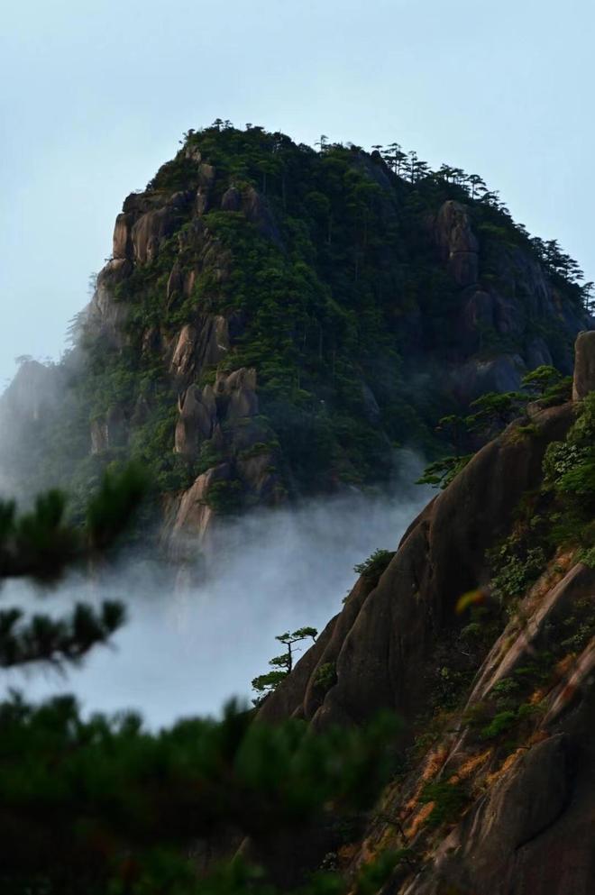 黄山4天3晚旅游攻略|2025必去景点推荐人均600左右玩尽兴(图3) 黄山4天3晚旅游攻略|2025必去景点推荐人均600左右玩尽兴(图3)