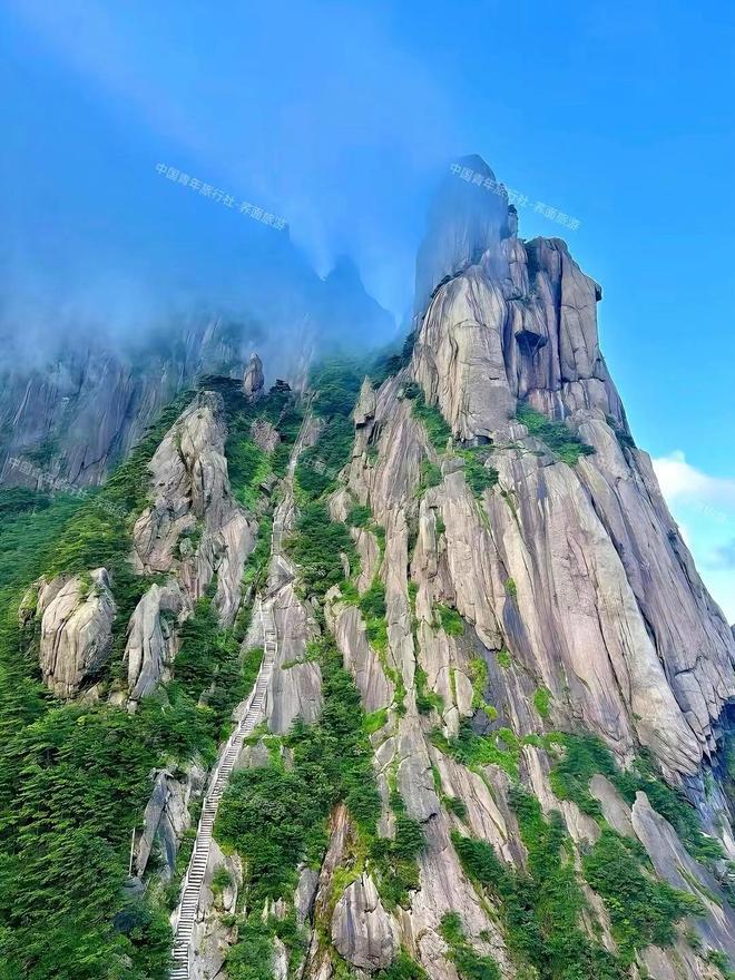 黄山4天3晚旅游攻略|2025必去景点推荐人均600左右玩尽兴(图1) 黄山4天3晚旅游攻略|2025必去景点推荐人均600左右玩尽兴(图1)